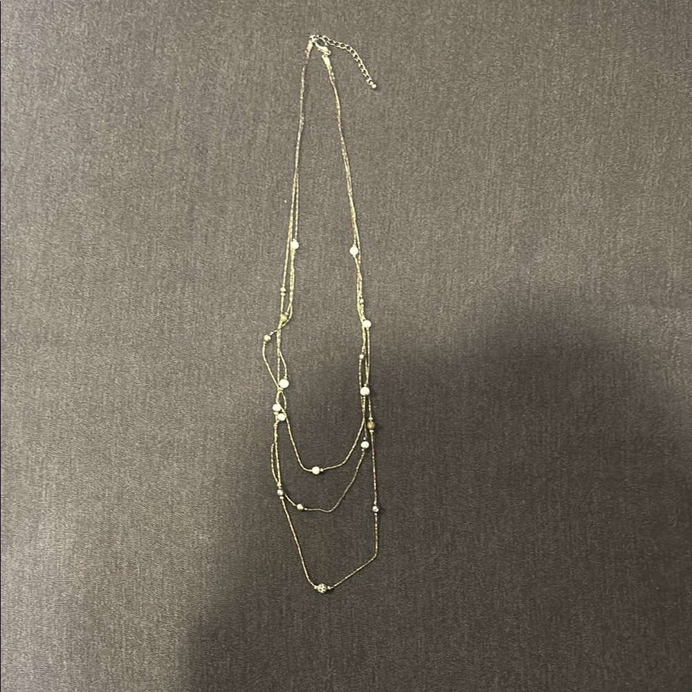 Elegant Gold Layered Necklace